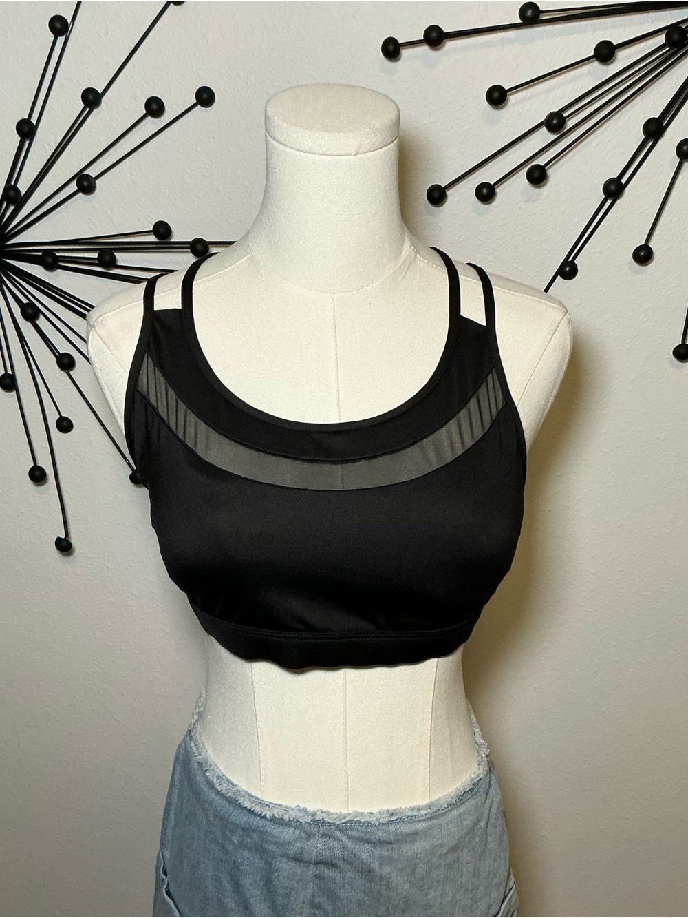 VS Sport Black Strappy Back Sports Bra Mesh Panel Size Large